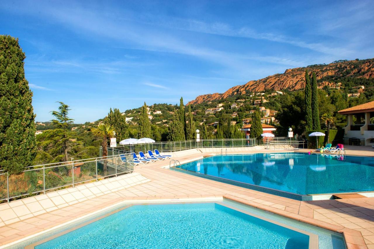 Village Club Les Mas de L'Esterel Saint-Raphaël Extérieur photo