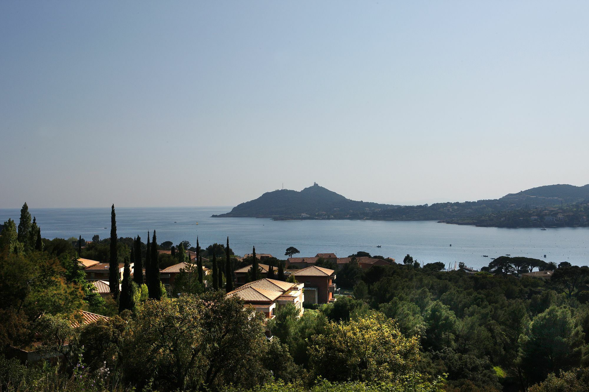 Village Club Les Mas de L'Esterel Saint-Raphaël Extérieur photo